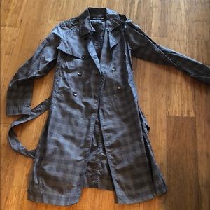 Halogen trench coat